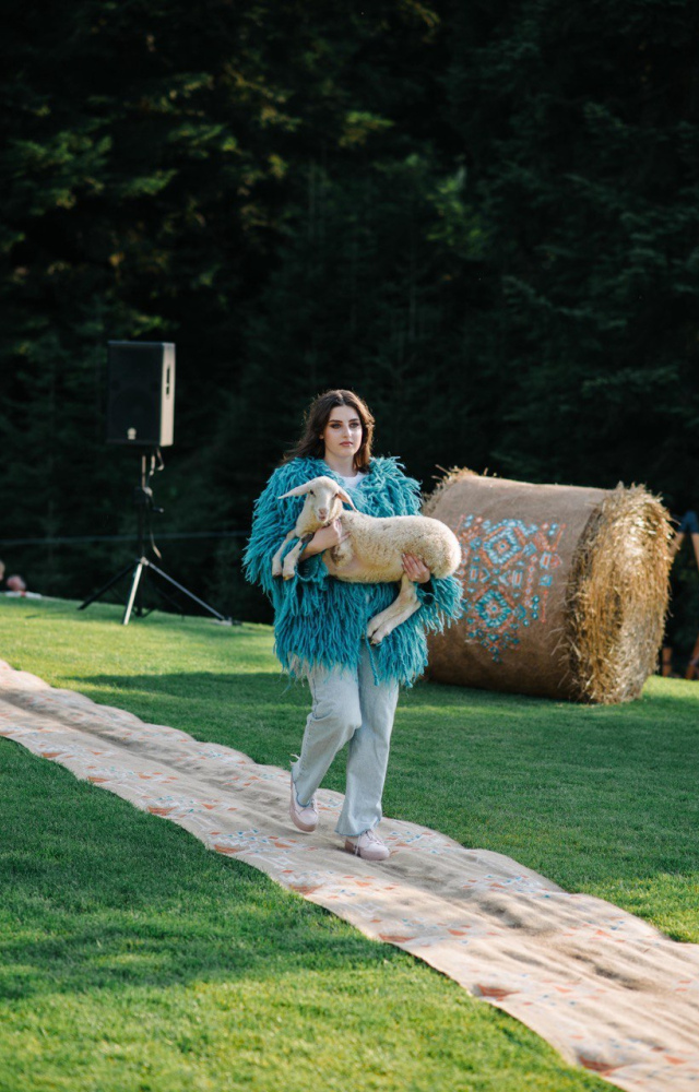 Гуня "Бірюза"